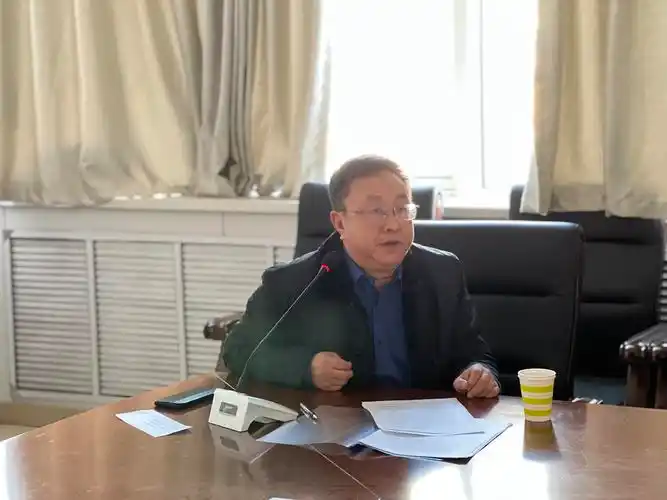 张秀军到中医学院宣讲党的十九届六中全会精神