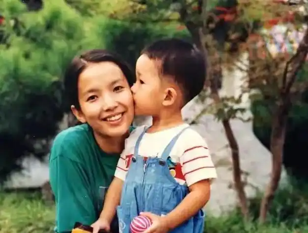 身材挺拔,肌肉完爆一众小鲜肉|吕丽萍|张博宇|杜海涛|老戏骨_网易订阅