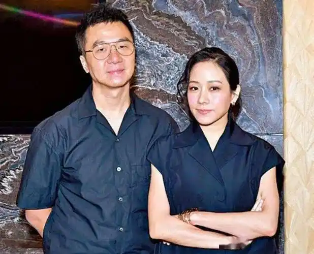 金马影后林嘉欣宣布离婚,带两女儿赴加拿大重新生活!