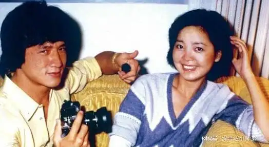 终于相认曝成龙与邓丽君有私生子相认后果断给了一个亿