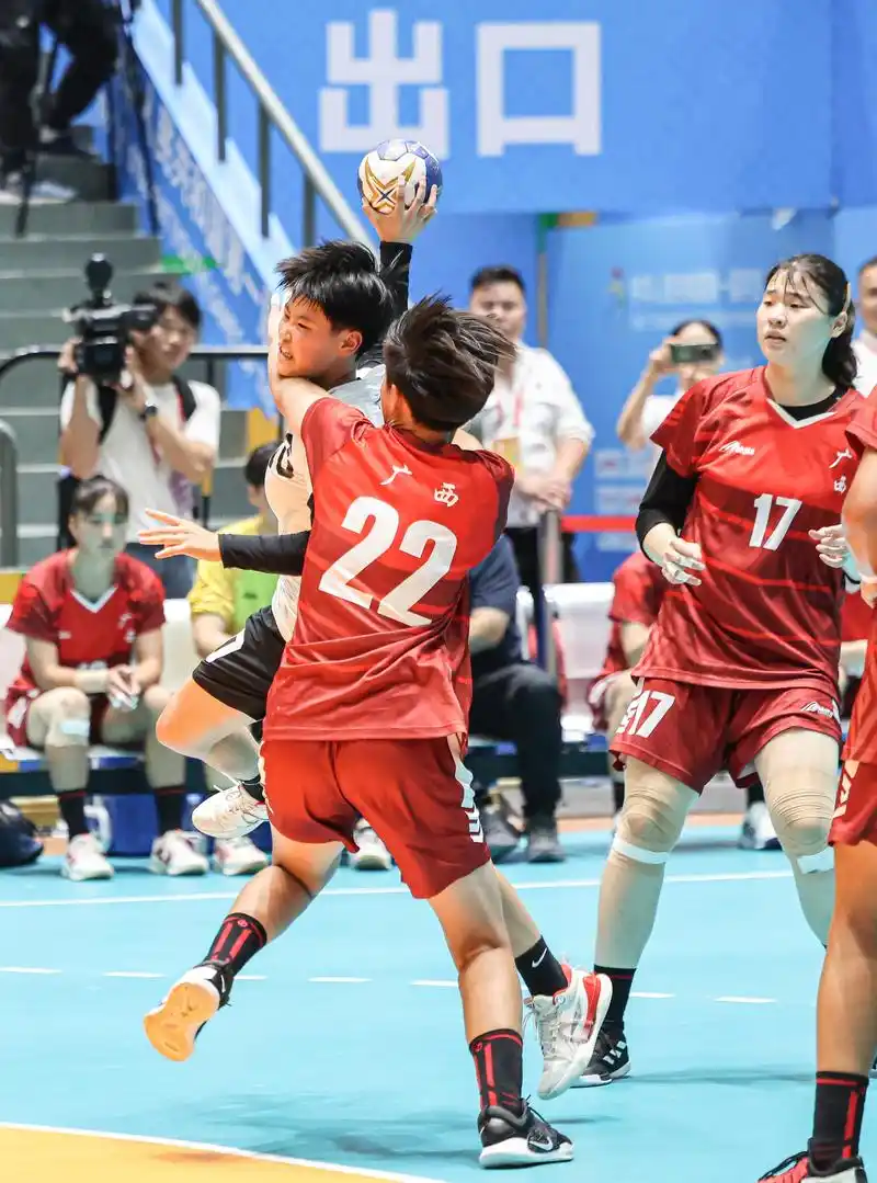 手球——第一届学青会女子公开组比赛开赛