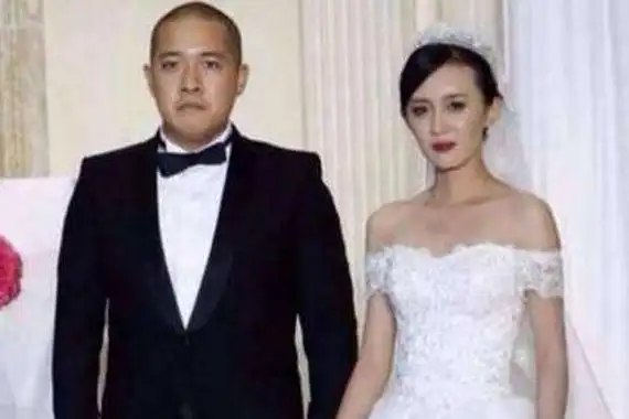 张丰毅老婆霍凡个人资料简介为什么没有参加儿子的婚礼