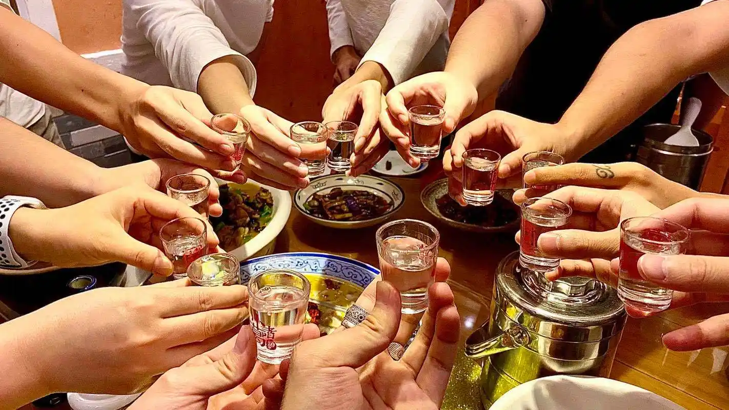 对于我们老百姓,如何判定及选择性价比高的白酒?_产品_品牌_五粮液