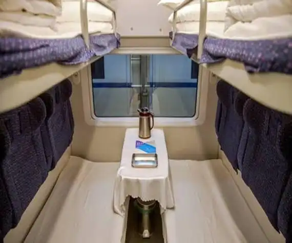 动车二等卧是什么样子动车—等卧铺和二等卧铺的区别