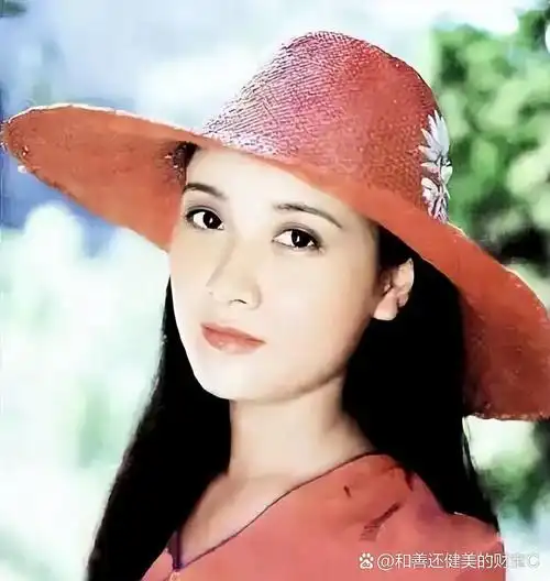 张国立与罗秀春离婚34年:他再婚有烦恼,她至今单身牵挂儿子