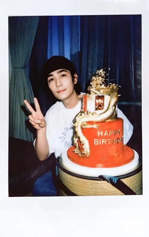 朱一龙0416生日快乐