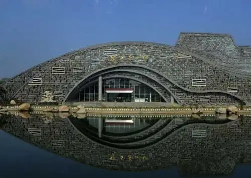 关于柳州奇石馆的导游词