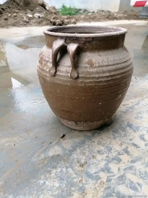 唐代陶罐