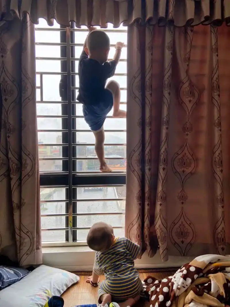 我妈已经三天没有打我啦 #神兽在家要翻天 拍完这四张照片, - 抖音