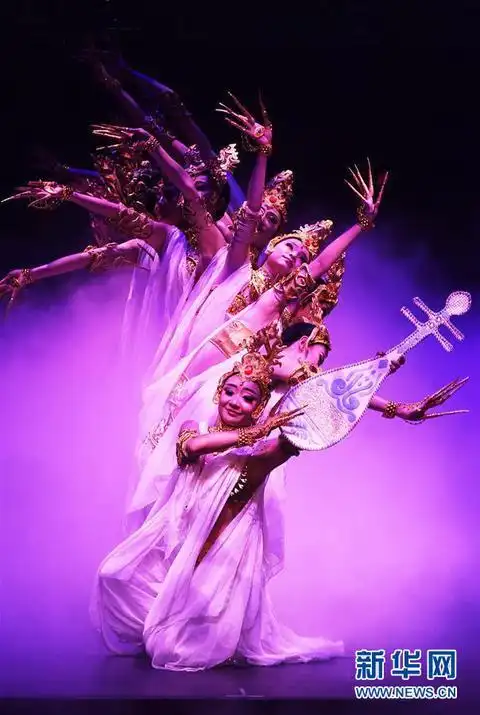 大型民族经典舞剧丝路花雨走进台湾佛光山