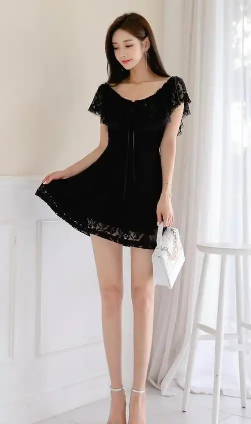 勾勒珠珠修长大长腿孙允珠韩版一裙两用黑色蕾丝连衣裙!