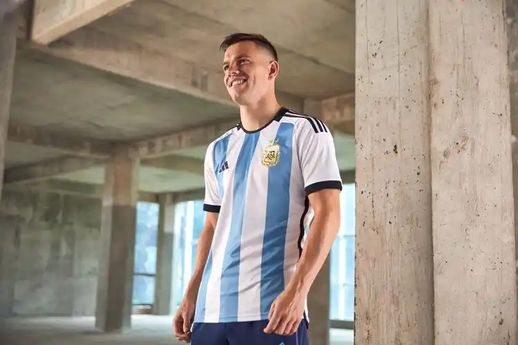 阿根廷国家队2022世界杯主场球衣