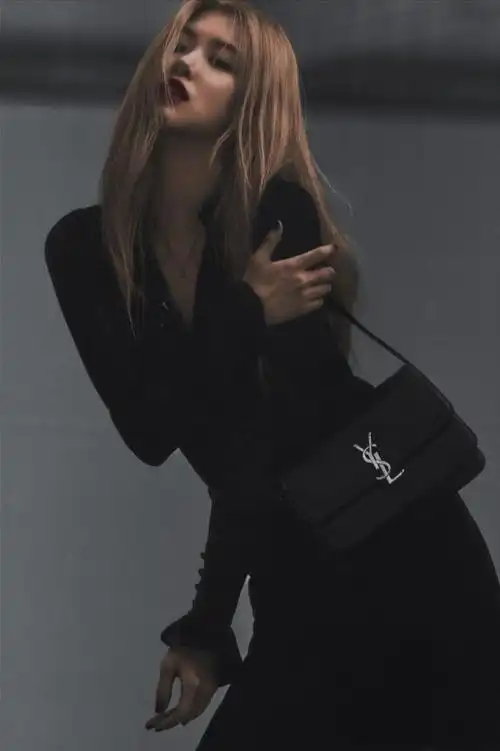 blackpink朴彩英的神仙发色名媛气质非凡紫发太美腻了