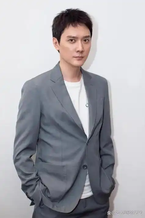 著名演员「冯绍峰」经纪公司