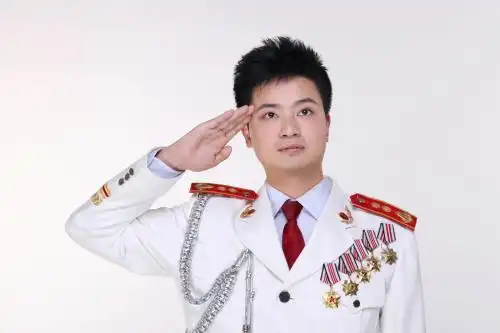 天下母爱之歌《康乃馨》敖长生献唱兵子词即将上线