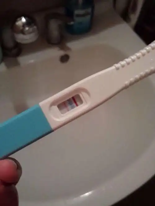 女友验孕棒"两道杠"是确切怀孕了吗?看看!吕梁博爱医院检查的行吗?