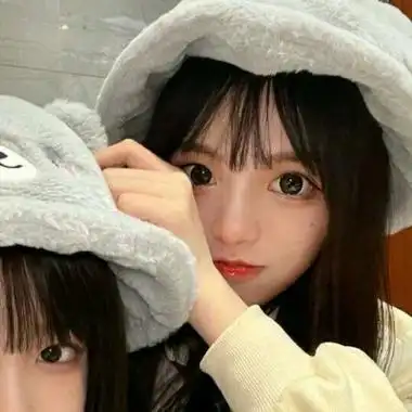 闺蜜头像两人一人一张一萌一酷超甜蜜可爱真实闺蜜头像图片