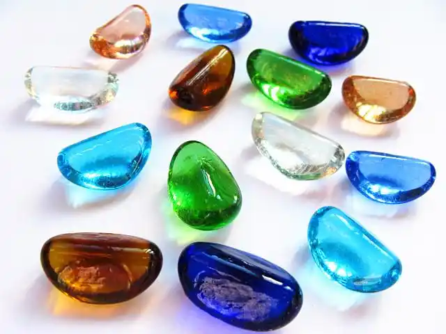 五彩玻璃石彩色水晶透明石头鱼缸装饰月牙摆设弹珠弹球腰果100颗