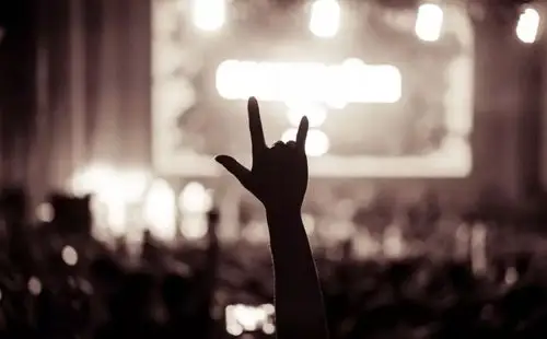 音乐节攻略带着保温杯来蹦迪是一种怎样的体验