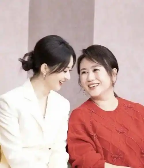 一问一答 | 白敬亭,宋轶,赵丽颖马丽,钟楚曦侯雯元,张艺兴杨紫,小眼睛