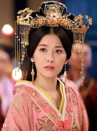 奇女子周丽淇:甘心跟随陈冠希多年,傅程鹏为其净身出户