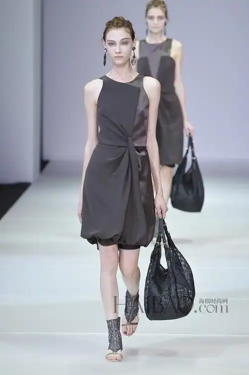 乔治·阿玛尼 (giorgio armani) 2015春夏女装秀,海报带你亲临2015