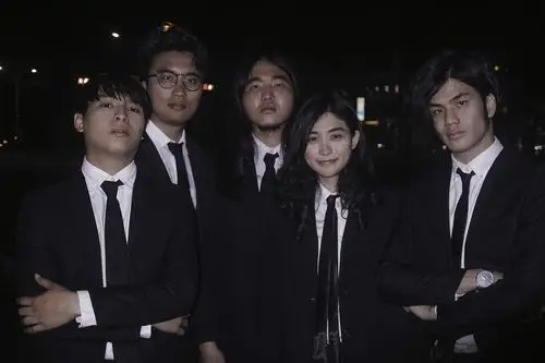 我还年轻 我还年轻吉他谱(图片谱,弹唱,c调,胡sir音乐教室)_老王乐队