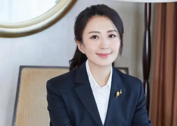 提到宋林静可能还是有人对于她是比较的陌生的,她是演员于和伟的