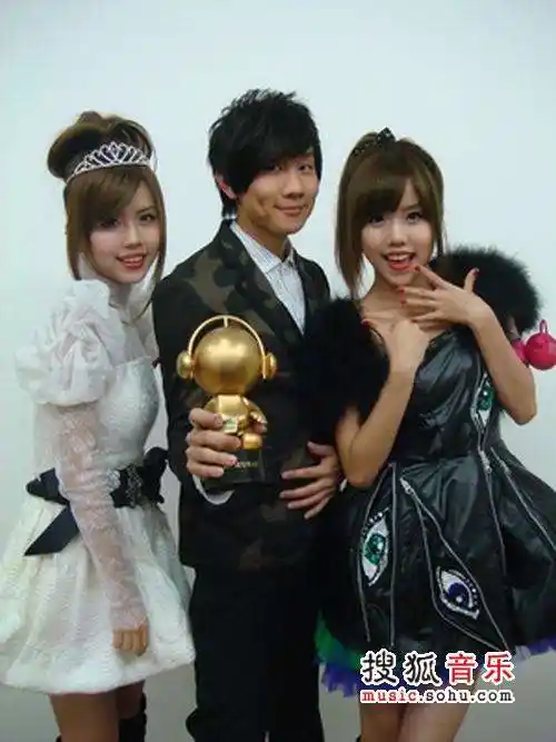 林俊杰by2喜获咪咕大奖 张婧黄大炜现身亚太