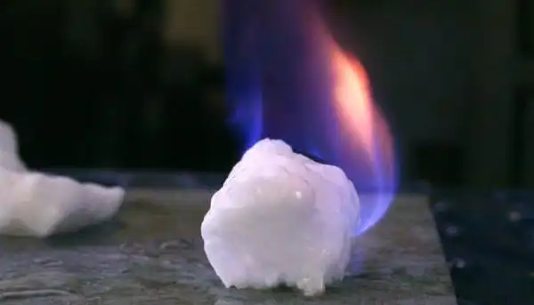 佐佐木明希午后三点_赤木碧人妻_冰冰组炮150图