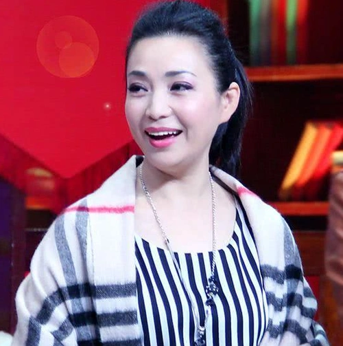 "皇后专业户"戴春荣:与老师恩爱34年零绯闻,女儿女婿都是演员