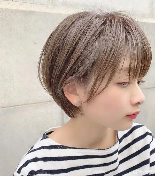 试试这几款减龄又时尚!