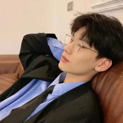 帅气男头真人头像