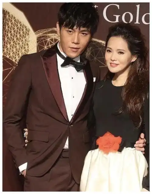 娱乐界风头最劲女神:一晚赚5000万,两任老公均称"恋爱狂"|秦昊|伊能静