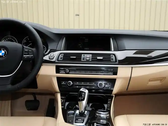 华晨宝马 宝马5系 2014款 525li 豪华设计套装