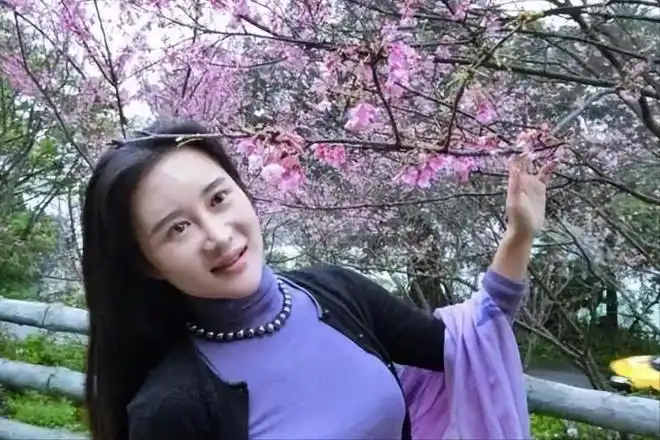 杜星霖一婚嫁大20岁富商二婚嫁大31岁张纪中都为了爱情