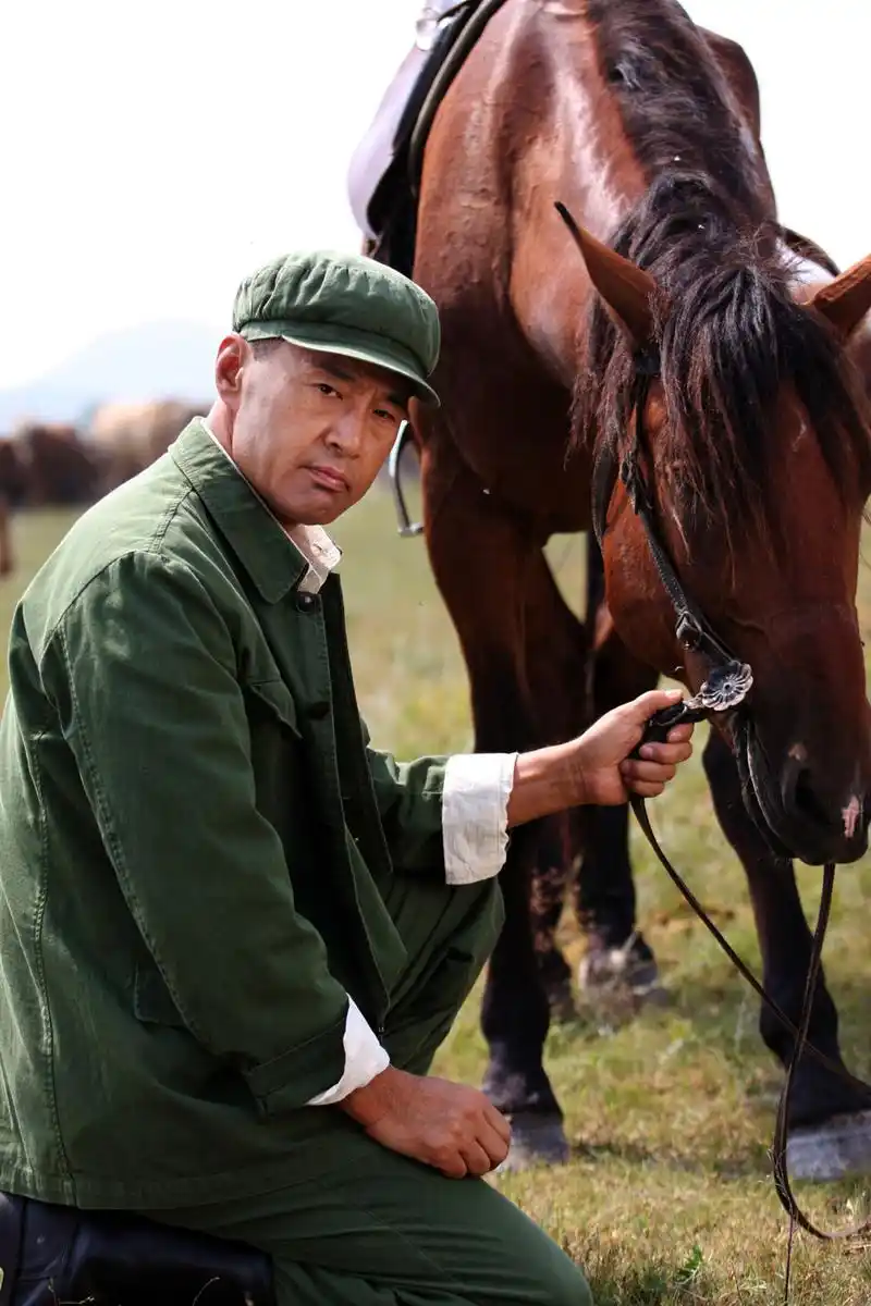 a href="#" data-lemmaid="511610">于荣光 /a>, a hr