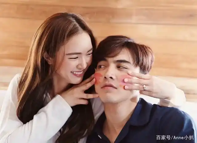 泰剧《珠光璀璨》热播,bua妹依旧甜美,和pon二搭上演先婚后爱