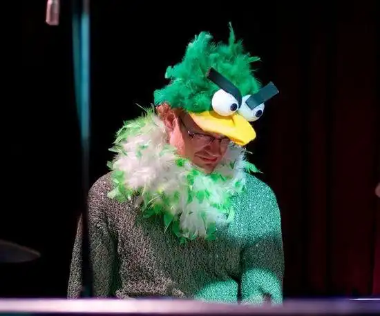 愤怒的小鸟真人cosplay(组图)