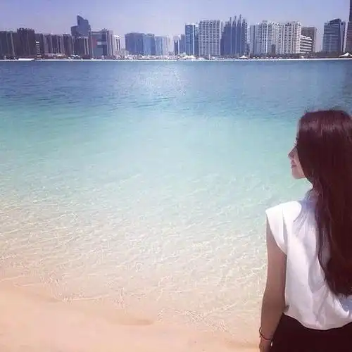 回眸一笑女生头像小清新