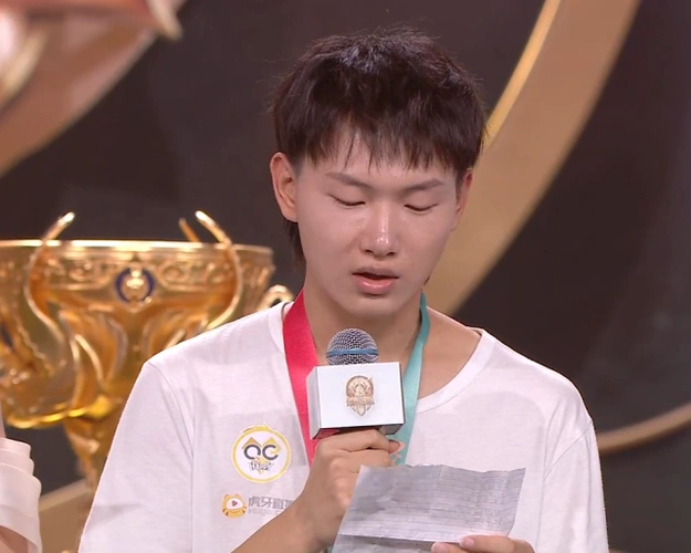 kpl世冠qg战队夺冠fly成为大满贯职业选手第七款fmvp皮肤确定