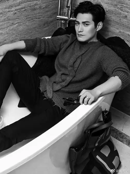 严屹宽这么多年来的颜值变化##严屹宽在上海看天花板