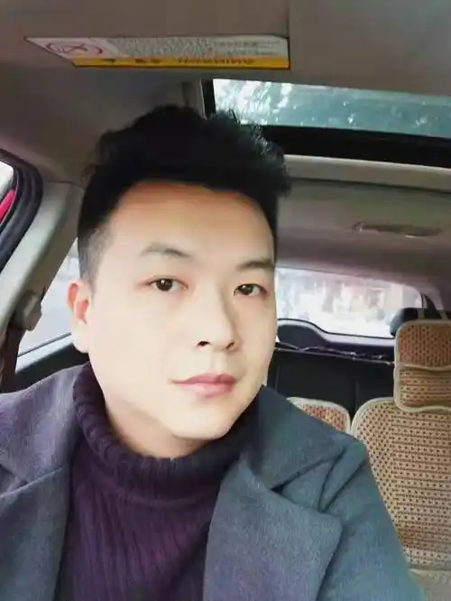 45岁离异男征婚照片(id:2796918)_广东广州征婚交友_我主良缘网