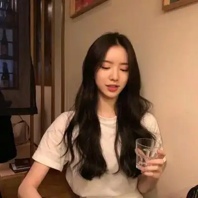 露脸女头精选,女生头像图片