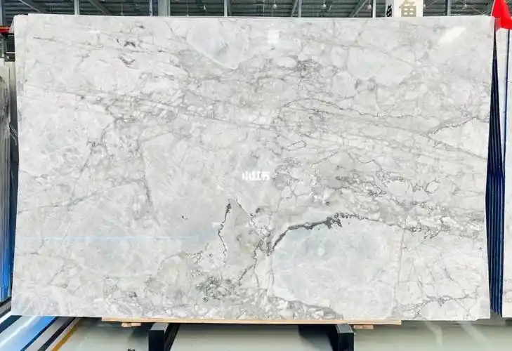 天然大理石鱼肚灰,鱼肚蓝,材质密度高,板面油润,广泛应用于客,餐厅