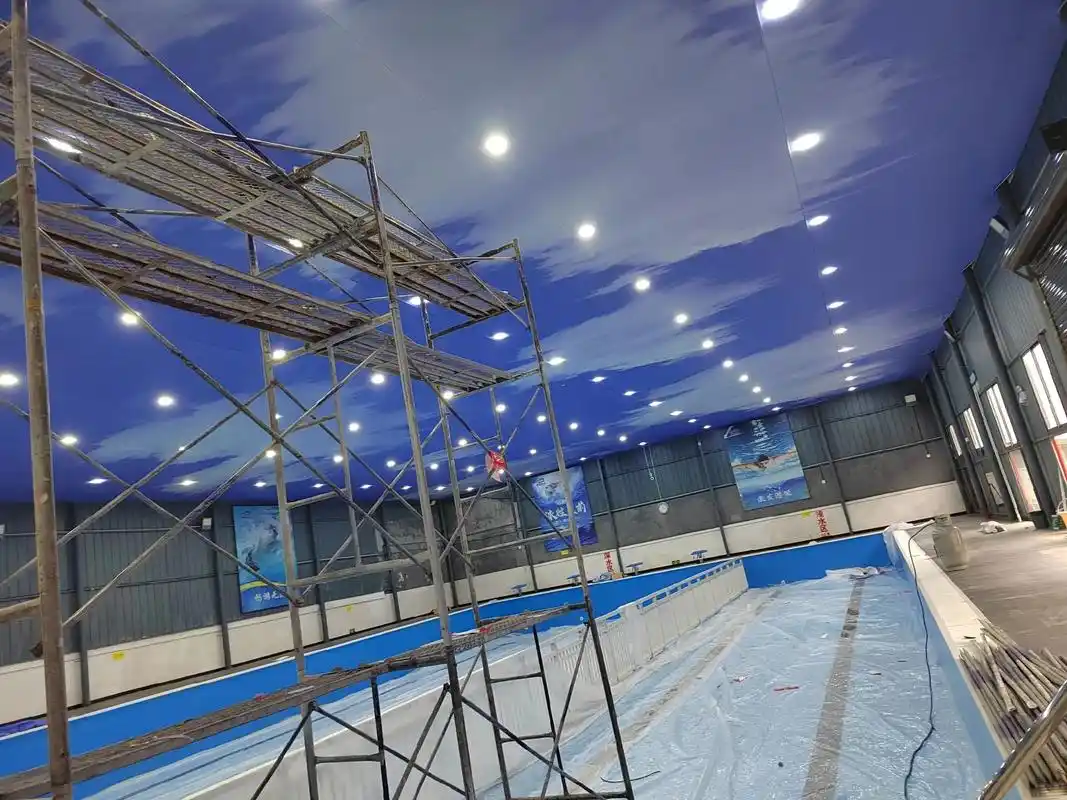 软膜天花 #游泳池 泳池保温棚,泳池软膜吊顶,#软膜灯箱 - 抖音