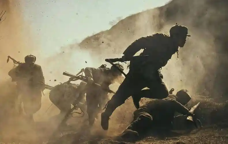 大家就按刚才说的办法,立即做好准备工作,等到冲锋号一响,就正式发起