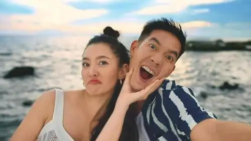 泰星weir和bella合体拍旅游广告甜到网友想给两人搬民政局