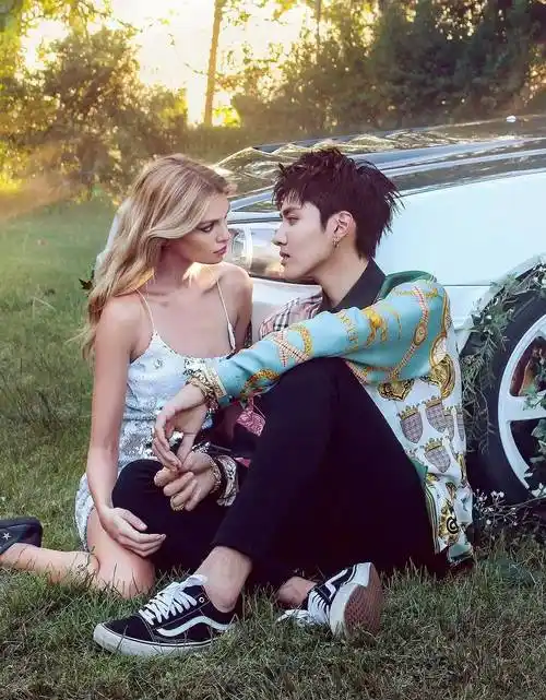 15 鹿晗和angelababy.16 吴亦凡和李冰冰.17 鹿晗和景甜.