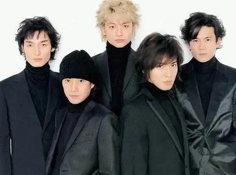 4%的收视率,连续三年第八次夺得收视冠军木村拓哉作为其中成员,至今仍